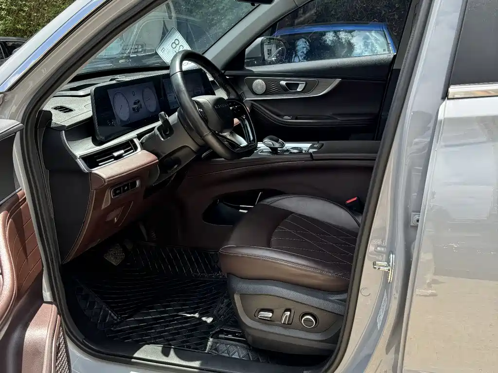 Chery Tiggo 8 PRO 2024 — фото 11