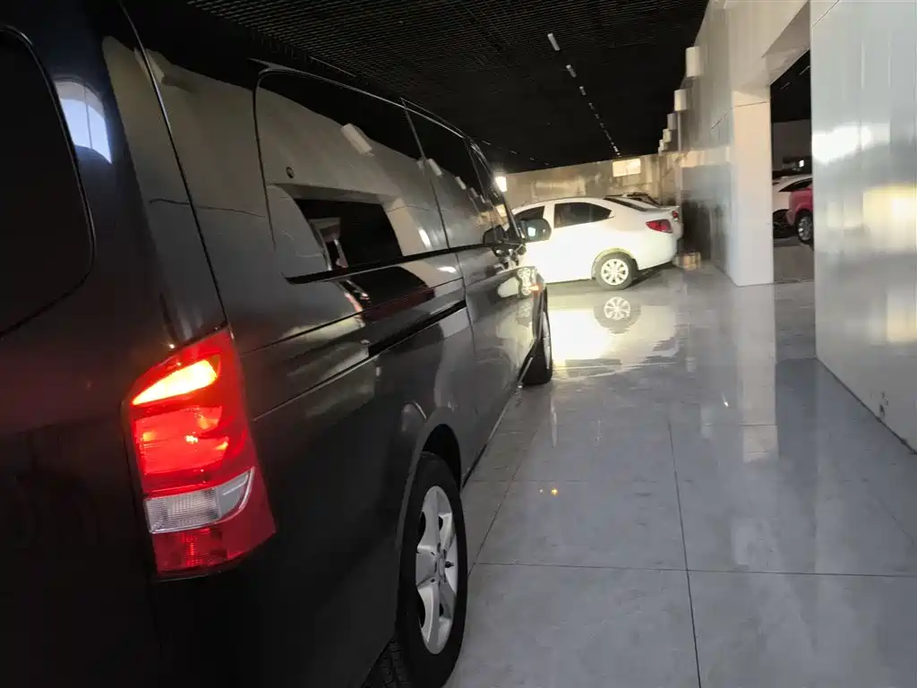Mercedes-Benz Vito 2018 — фото 24