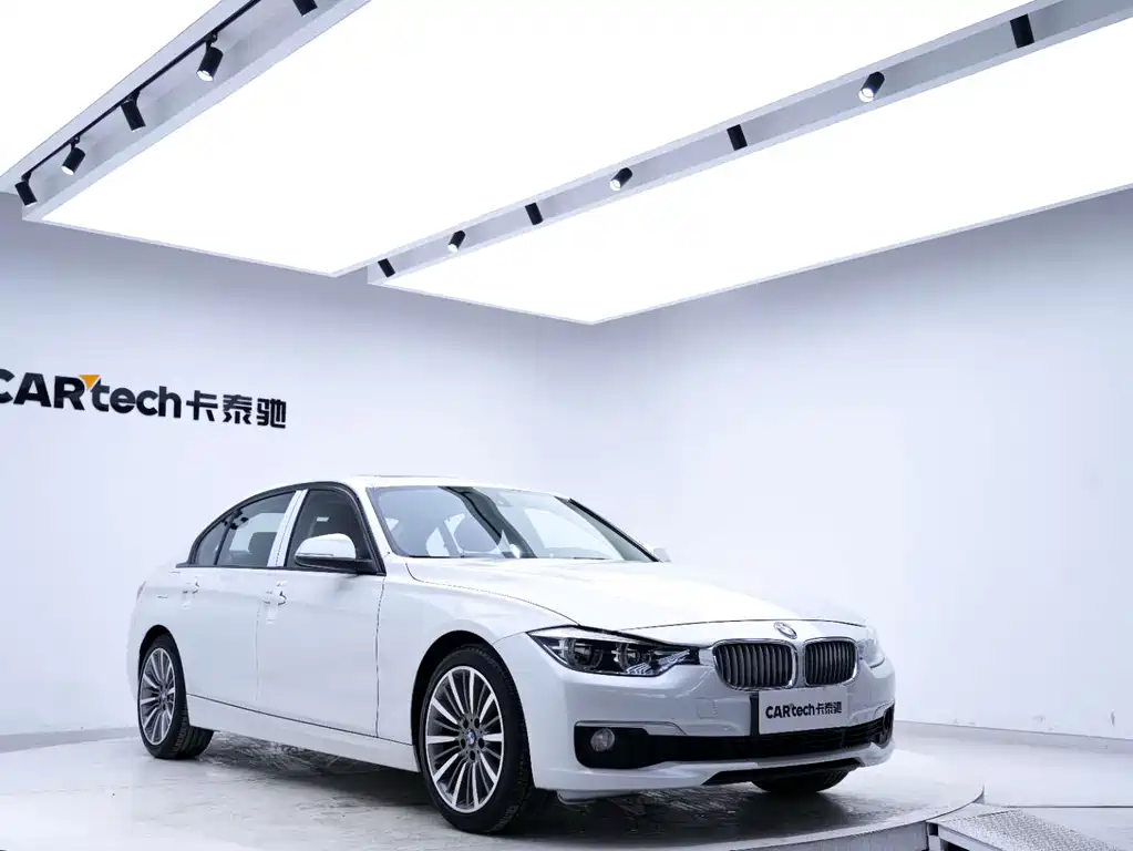 BMW 3 Series 2019 — фото 7
