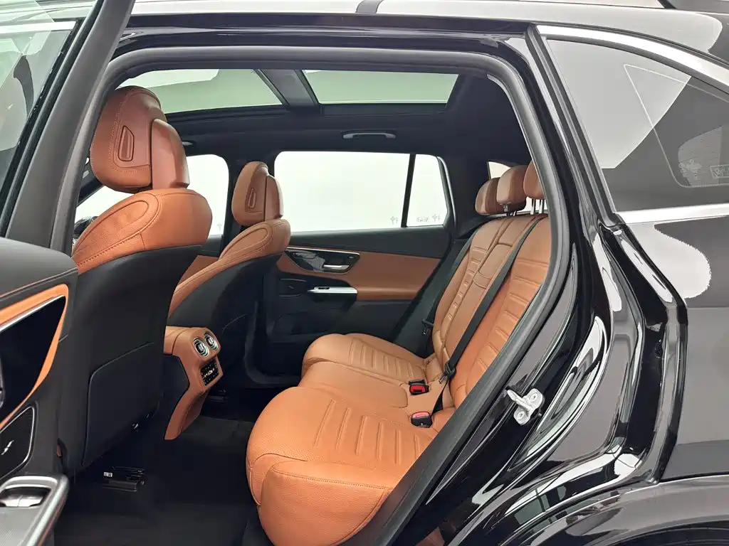 Mercedes-Benz GLC 2025 — фото 19