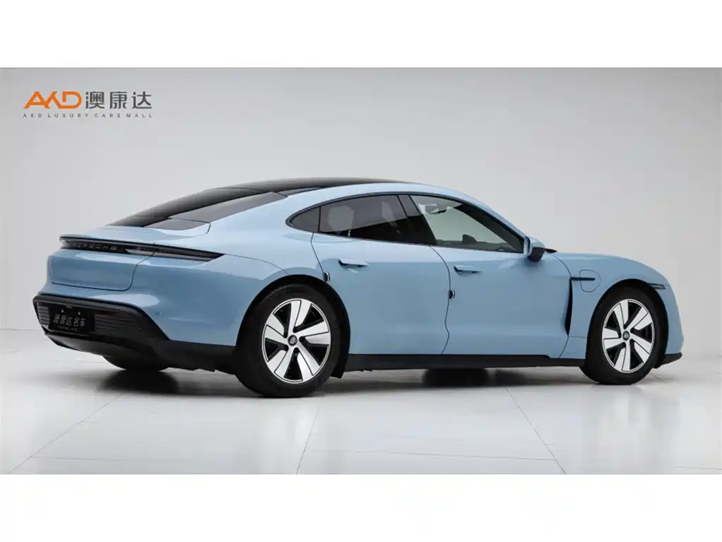 Porsche Taycan 2023