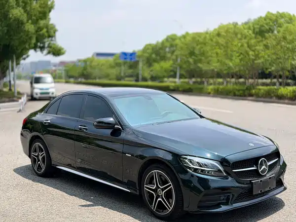 Mercedes-Benz C-Class 2021
