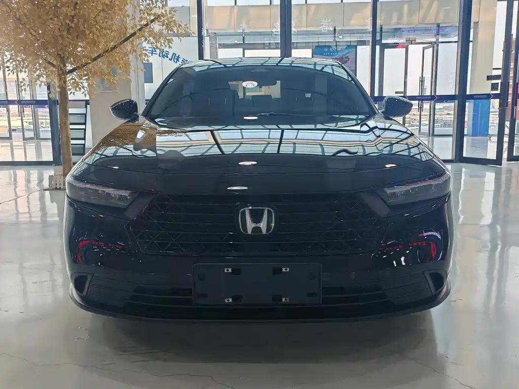 Honda Accord 2023 — фото 2
