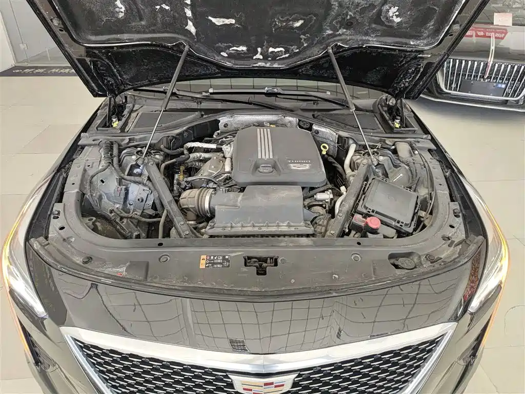 Cadillac CT6 2021 — фото 20