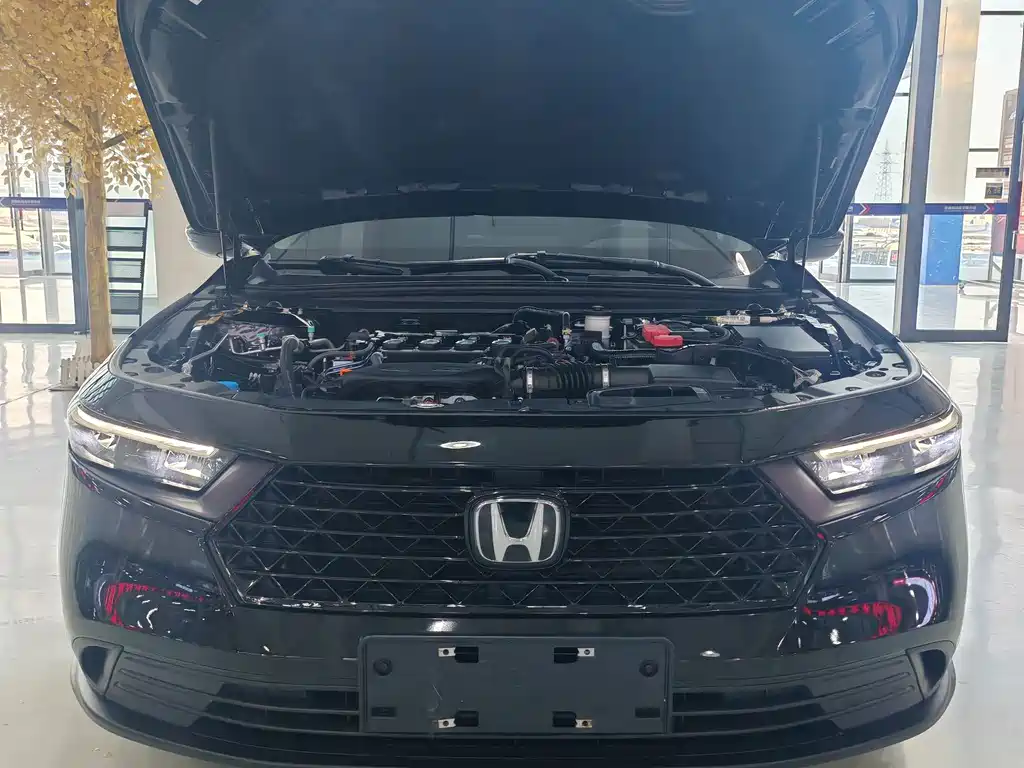 Honda Accord 2023 — фото 16