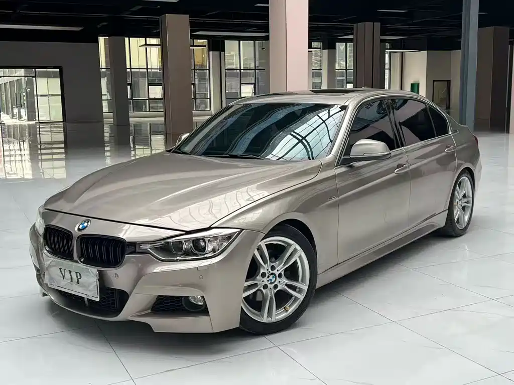 BMW 3 Series 2015 — фото 1