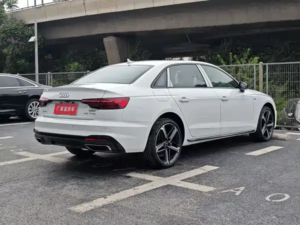 Audi A4L 2025