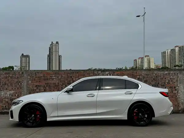 BMW 3 Series 2020