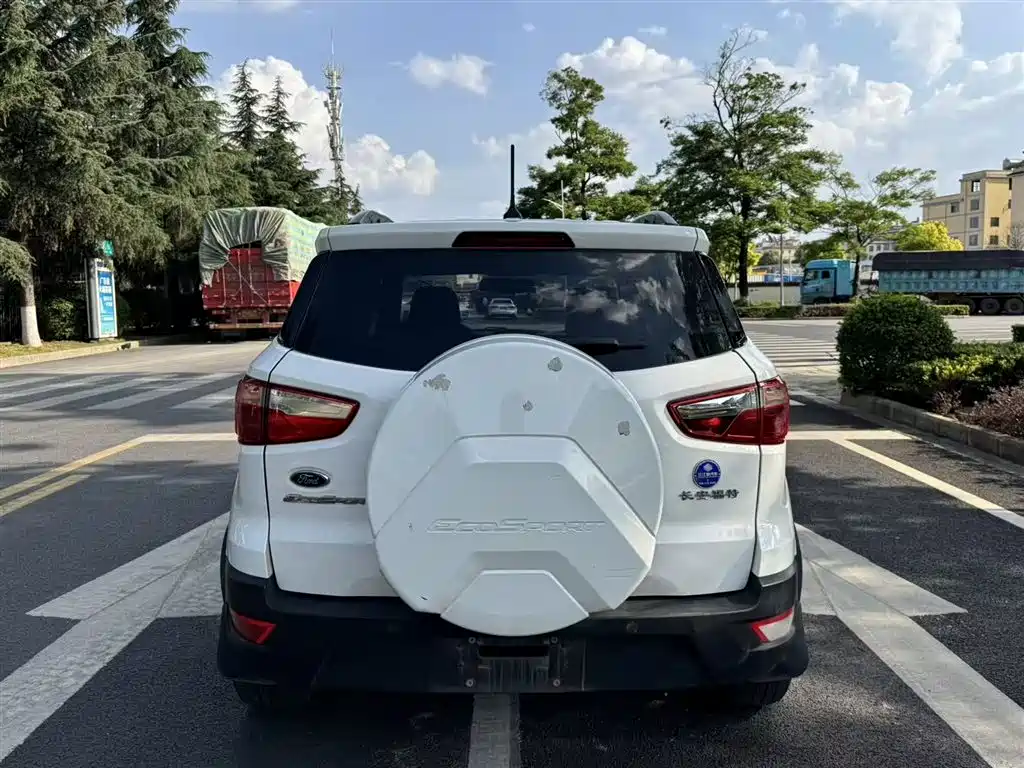 Ford Ecosport 2018 — фото 4
