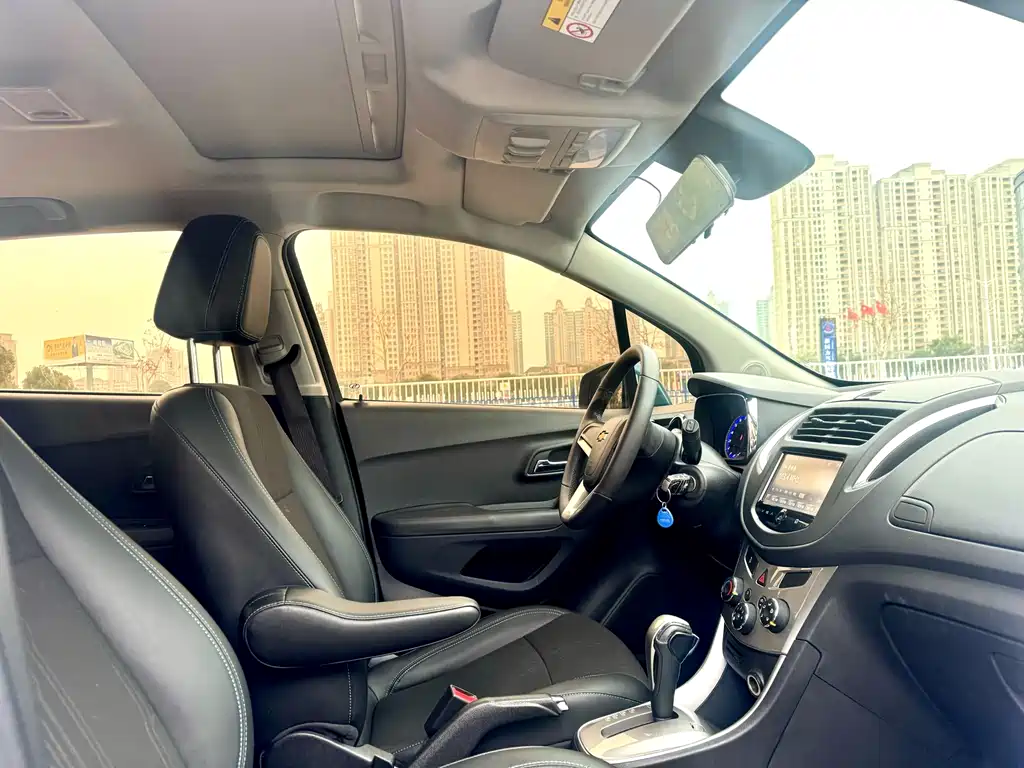 Chevrolet Trax 2016 — фото 13