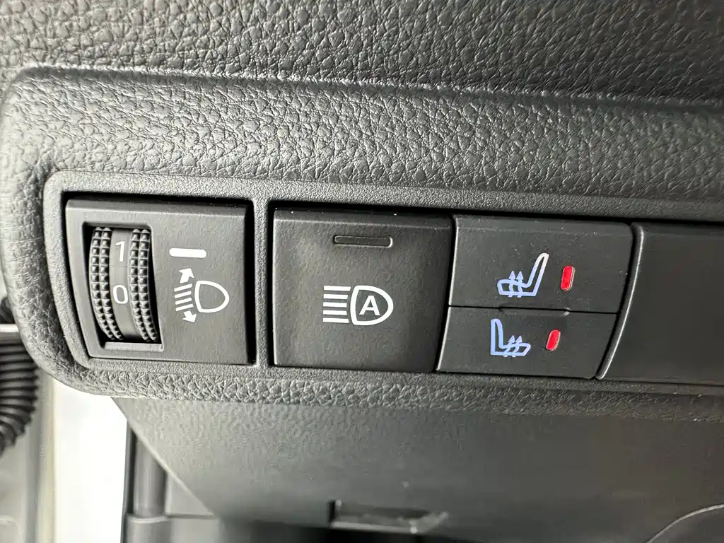 Toyota Corolla 2022 — фото 12