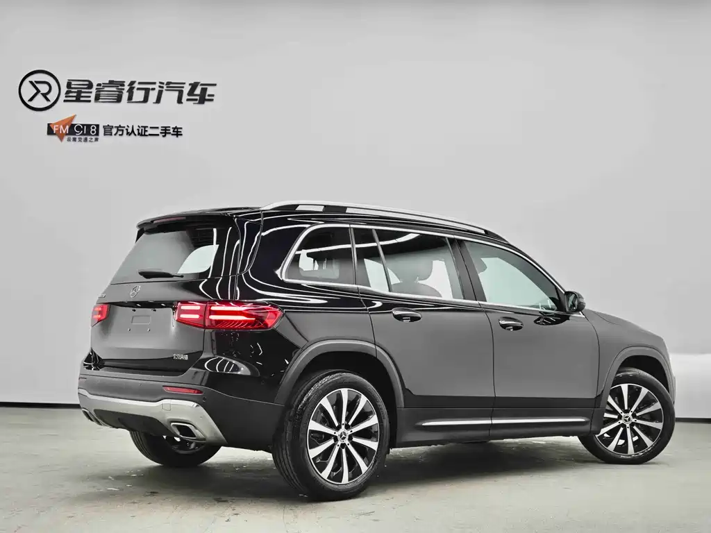 Mercedes-Benz GLB 2023 — фото 6
