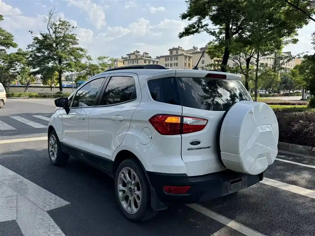 Ford Ecosport 2018 — фото 6