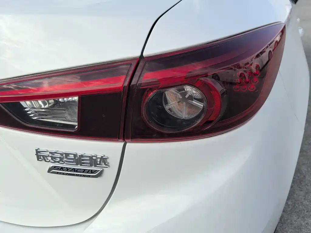 Mazda 3 Angkesela 2019 — фото 13