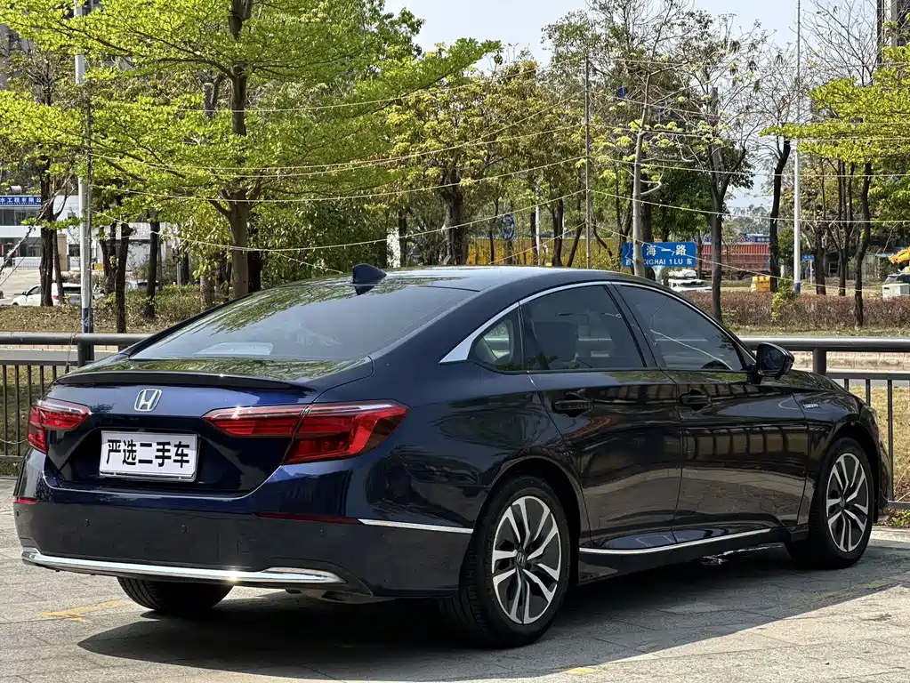 Honda Inspire 2019 — фото 9