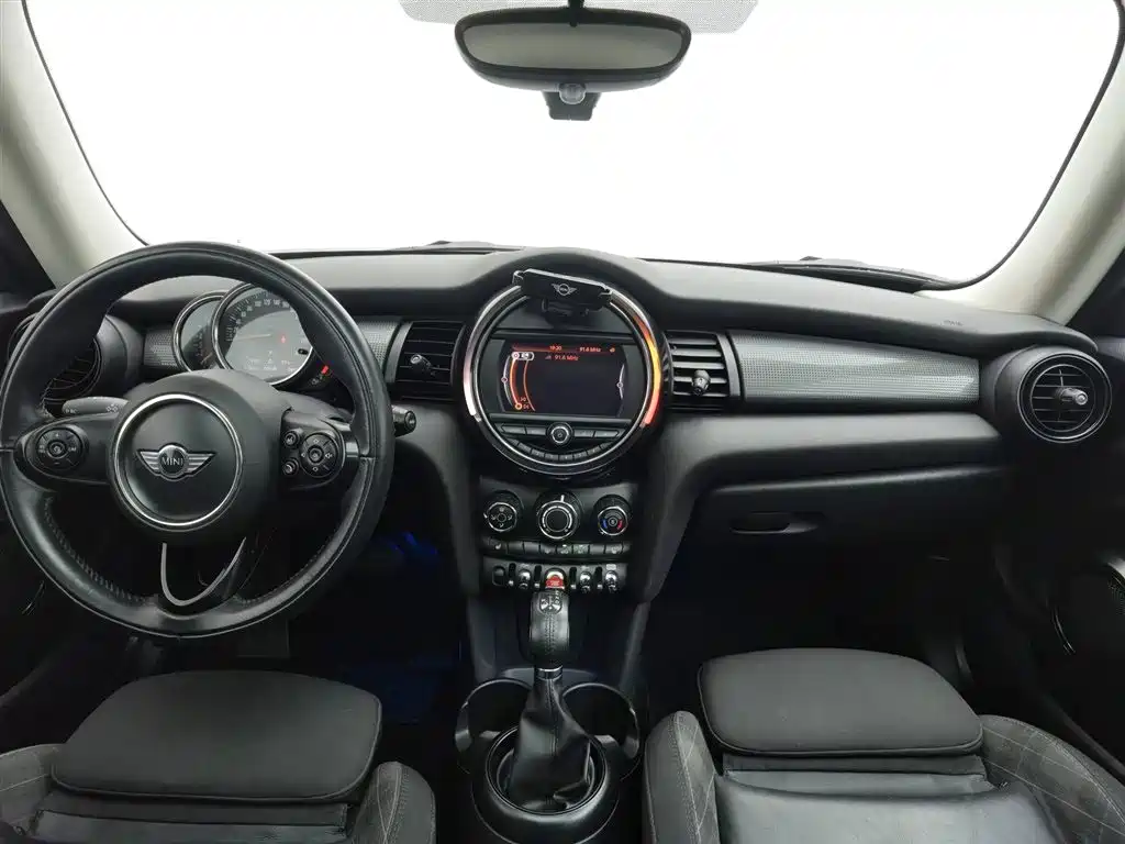 MINI Mini 2018