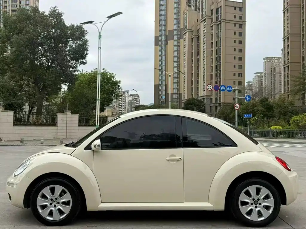 Volkswagen Beetle 2011
