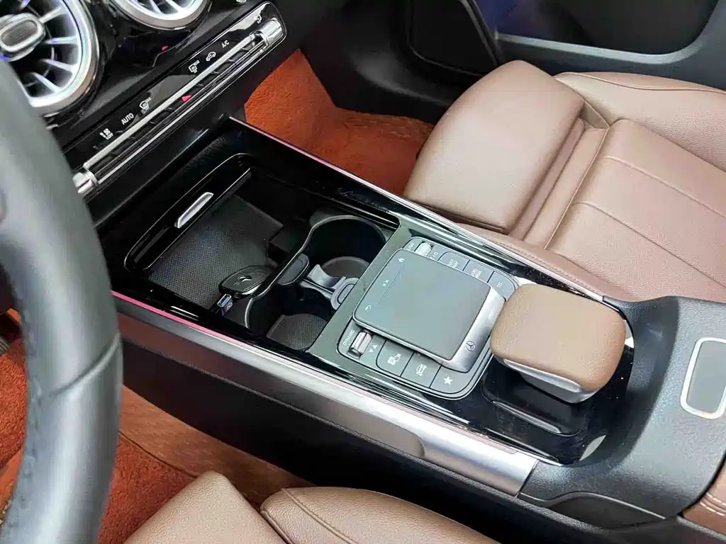 Mercedes-Benz GLB 2022 — фото 23