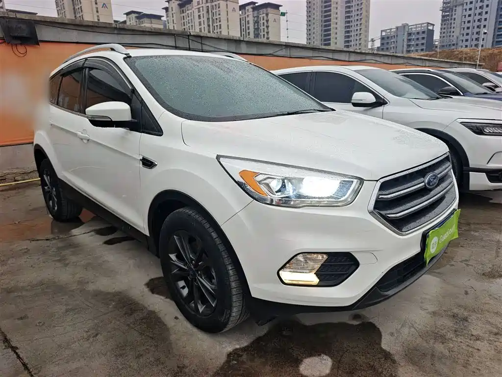 Ford Kuga 2021 — фото 4