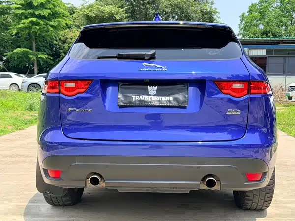 Jaguar F-PACE 2018