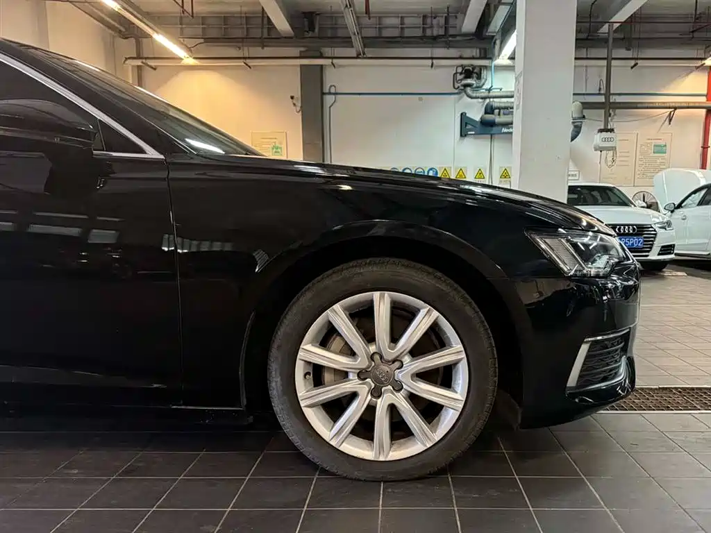 Audi A6L 2021