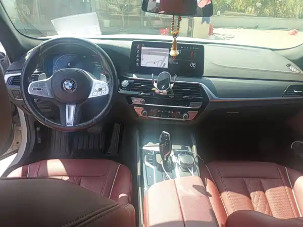 BMW 5 Series 2022