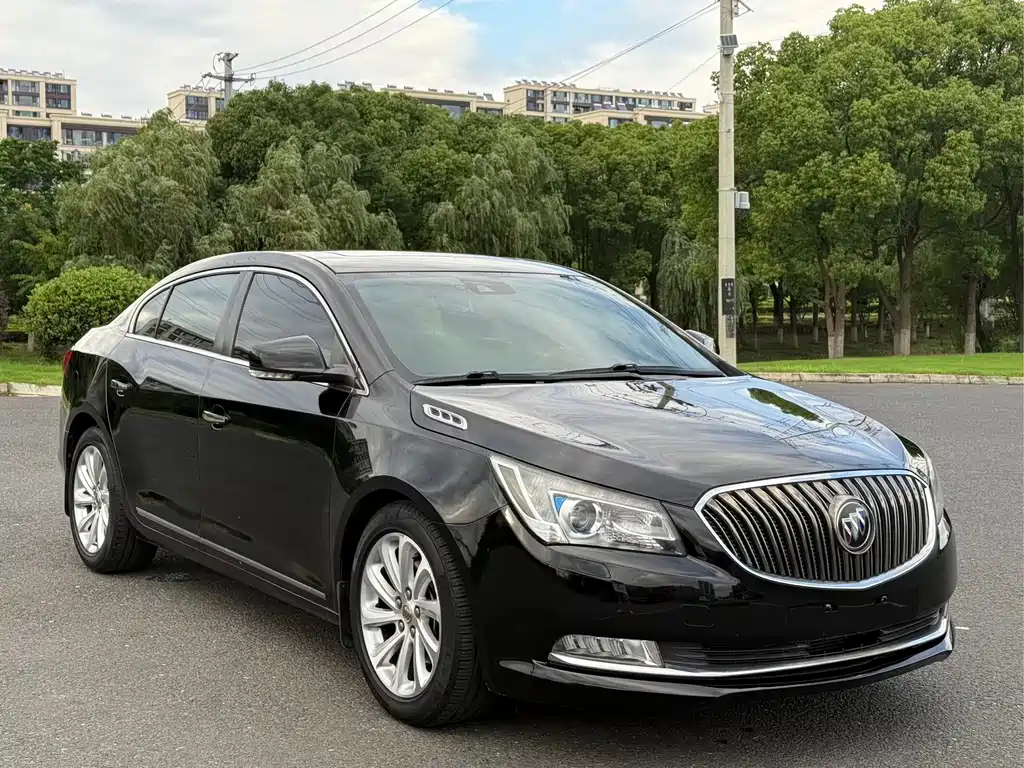 Buick LaCrosse 2015 — фото 3
