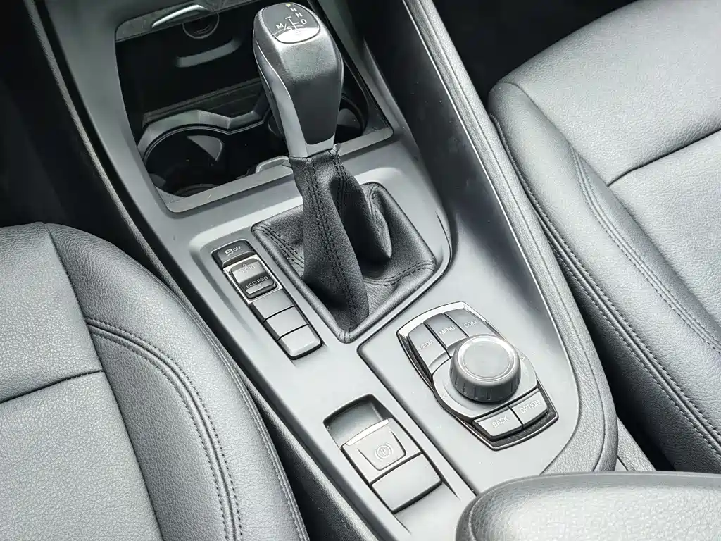 BMW X1 2019 — фото 11