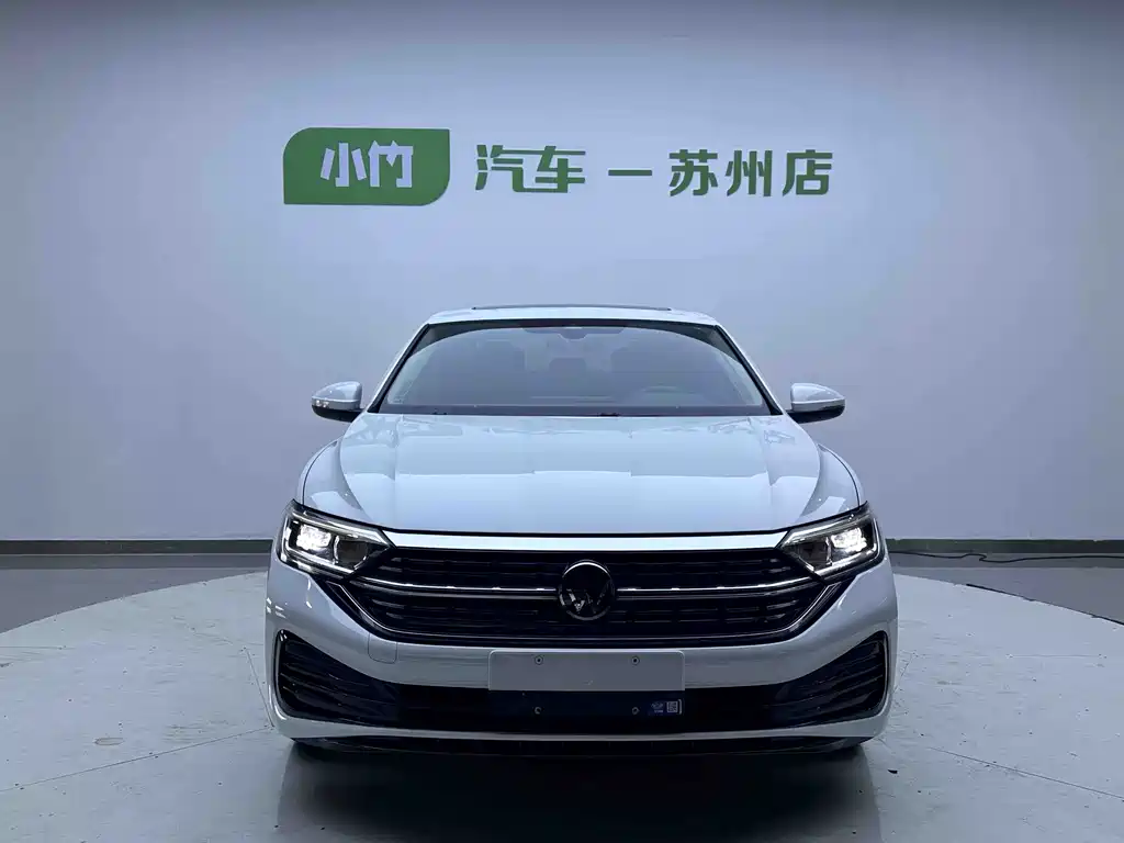 Volkswagen Sagitar 2022