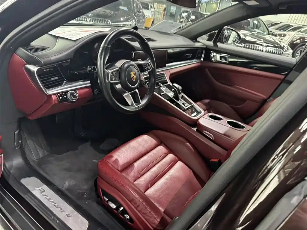 Porsche Panamera 2018 — фото 6