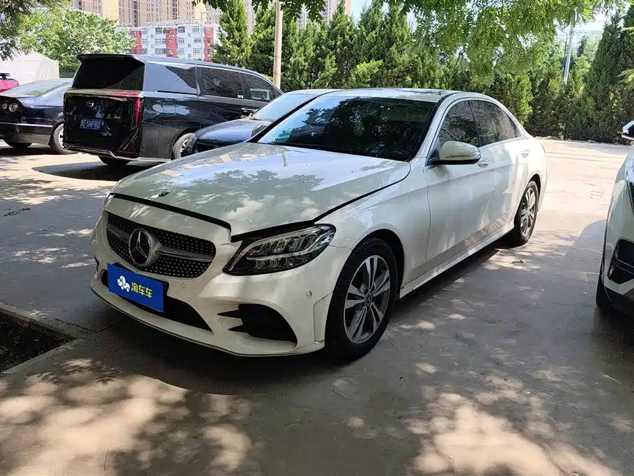 Mercedes-Benz C-Class 2020