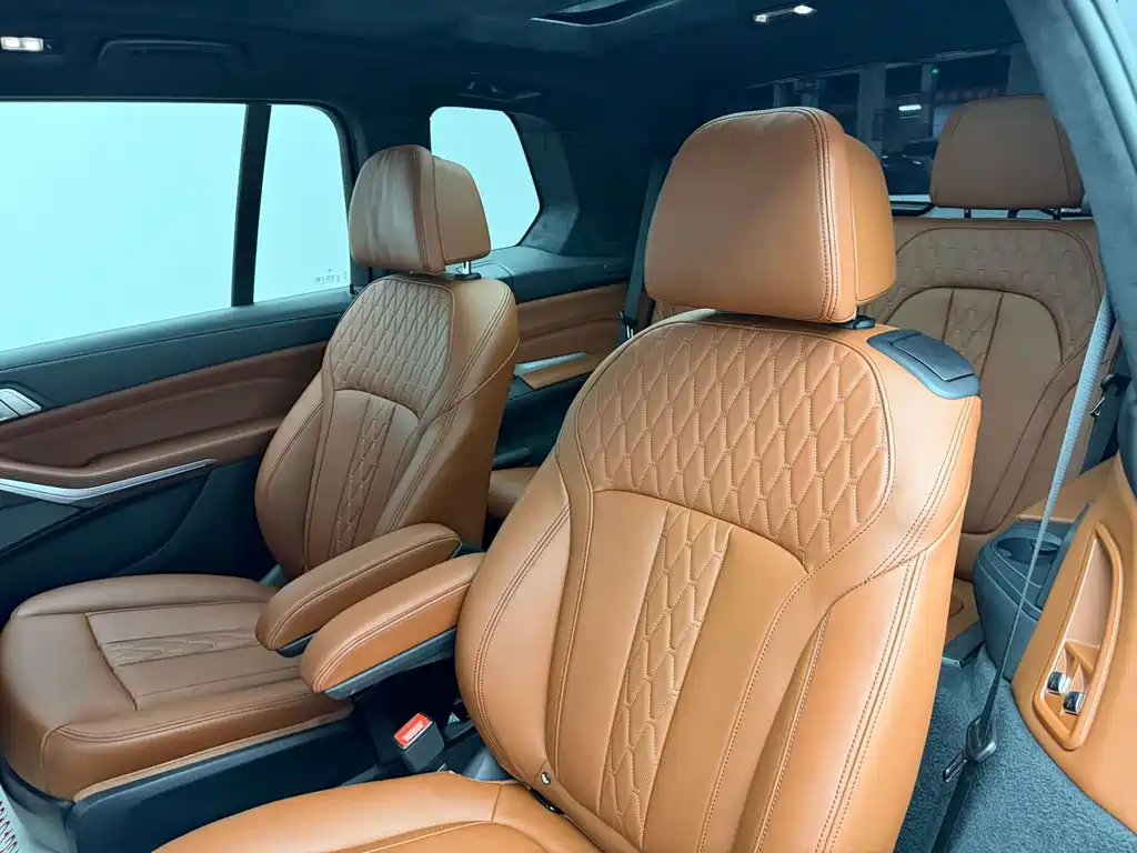 BMW X7 2020 — фото 25