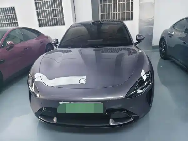 Xiaomi SU7 2025