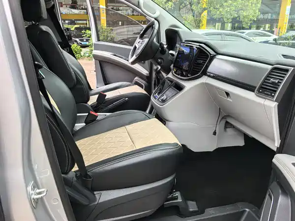 JAC Ruifeng M4 2022