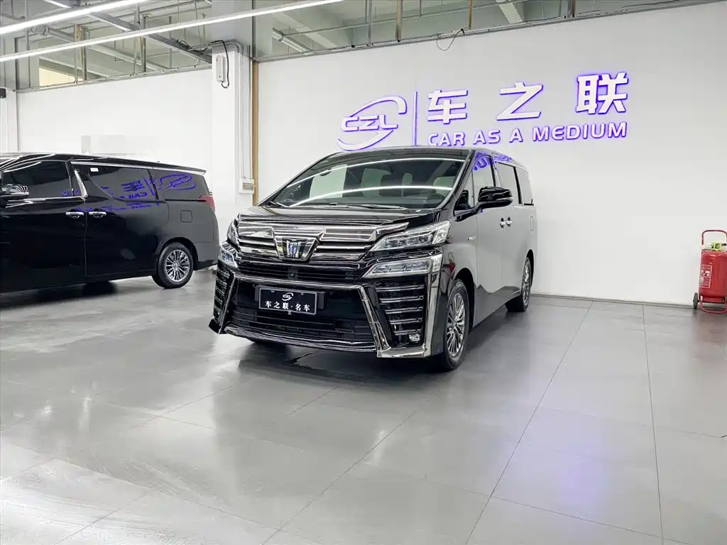 Toyota Vellfire 2021 — фото 3