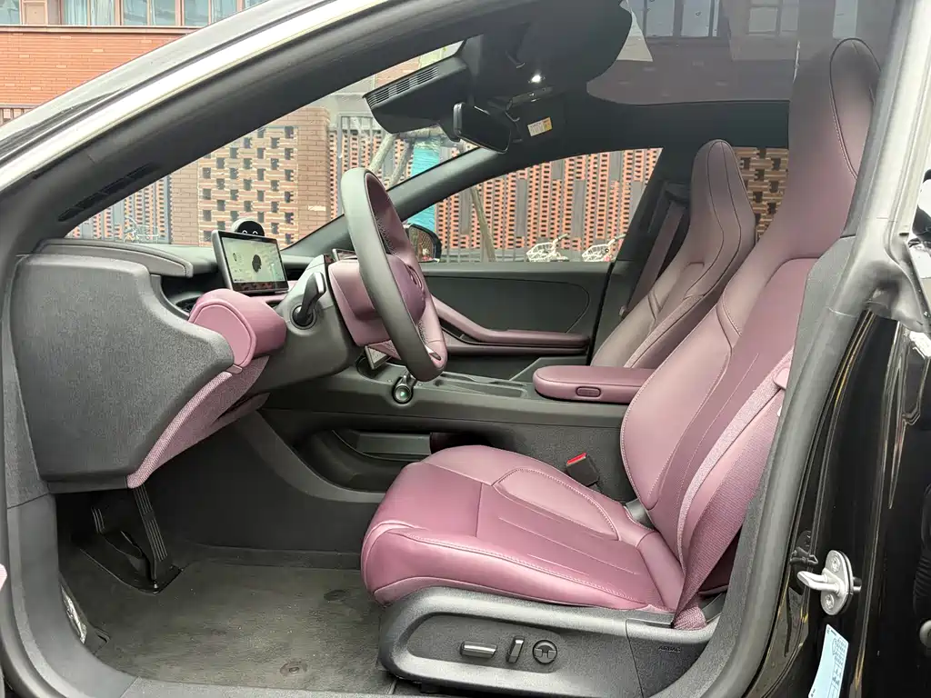 NIO ET5 2025