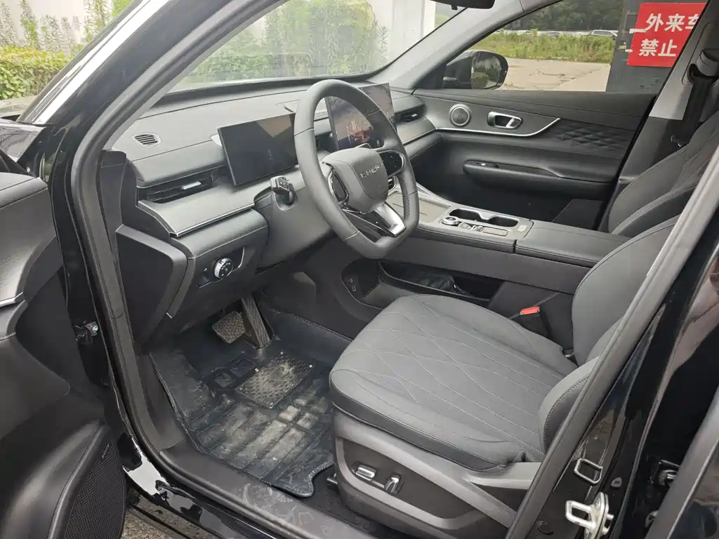 Chery Tiggo 8 PLUS 2025 — фото 4