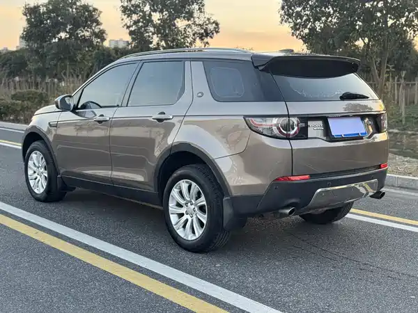 Land Rover Discovery Sport 2016