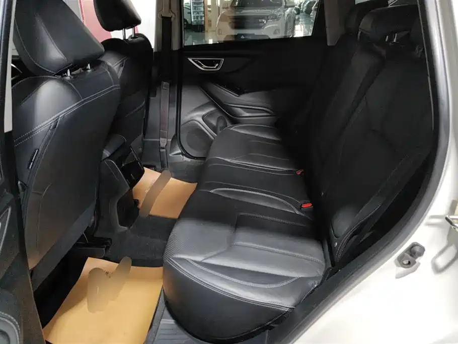Subaru Forester 2020 — фото 11