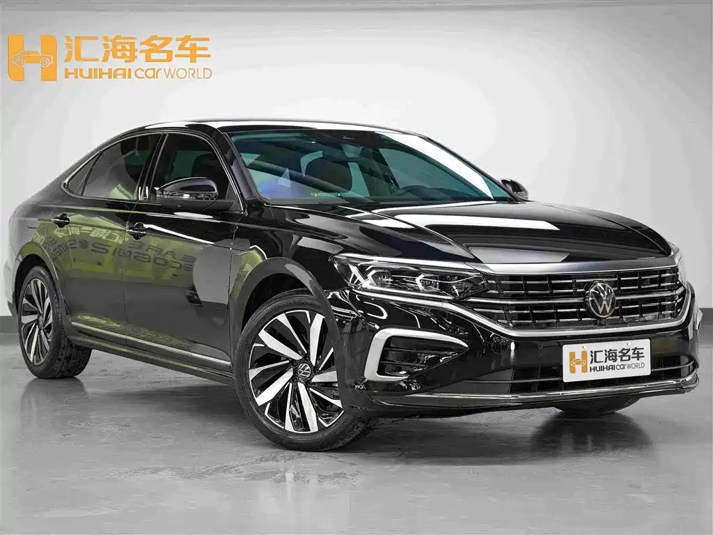 Volkswagen Passat 2024