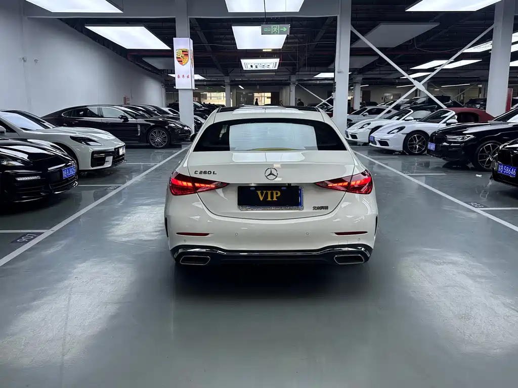 Mercedes-Benz C-Class 2022