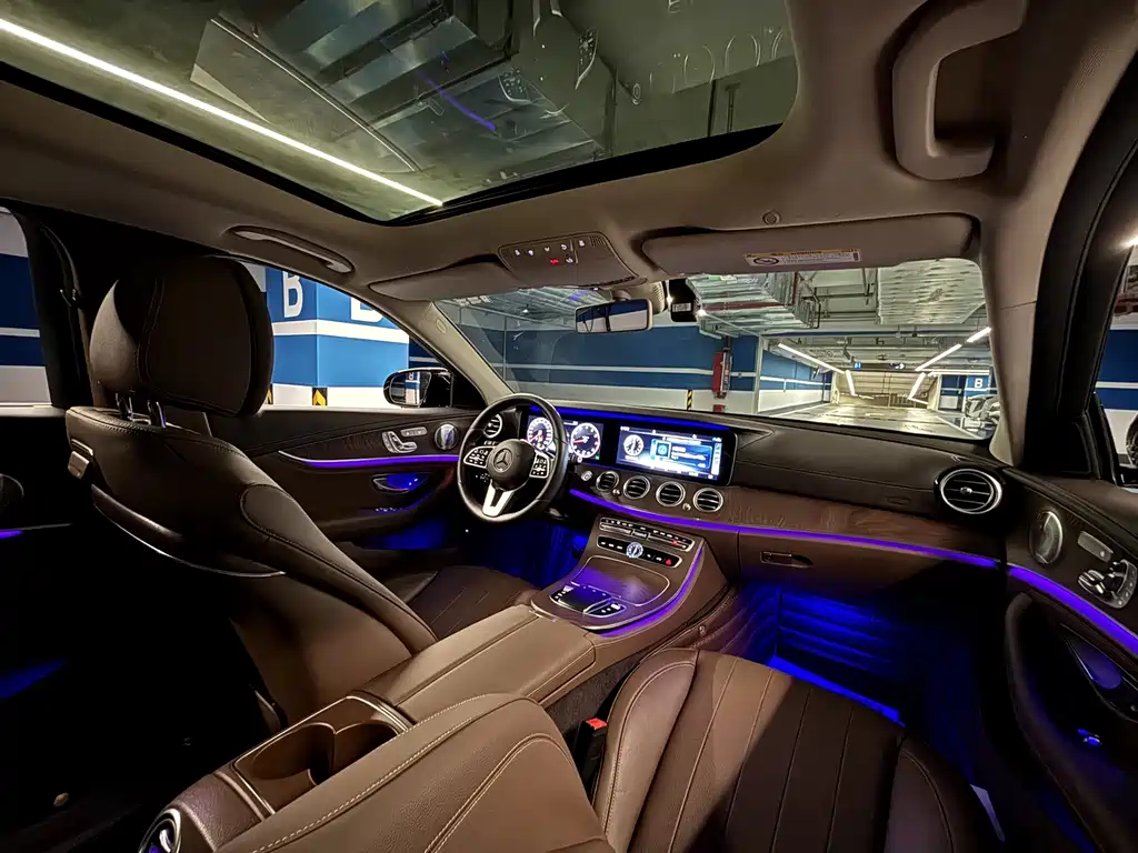 Mercedes-Benz E-Class 2020 — фото 11
