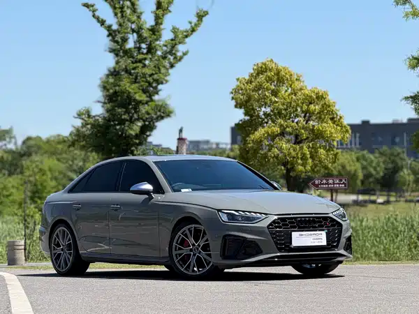 Audi S4 2022