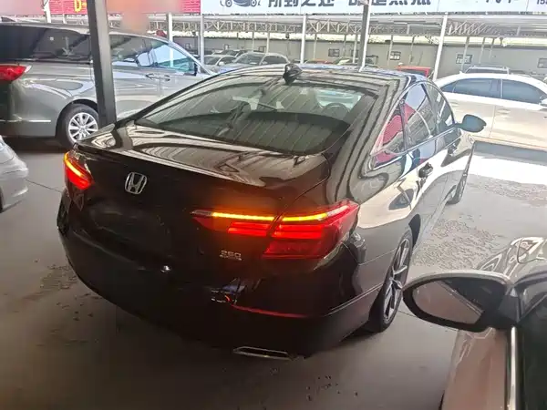 Honda Inspire 2022