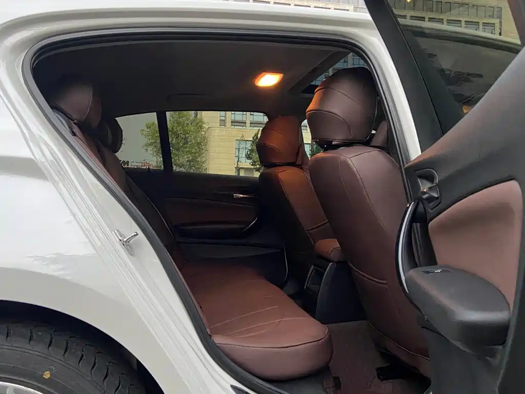 BMW 1 Series 2012