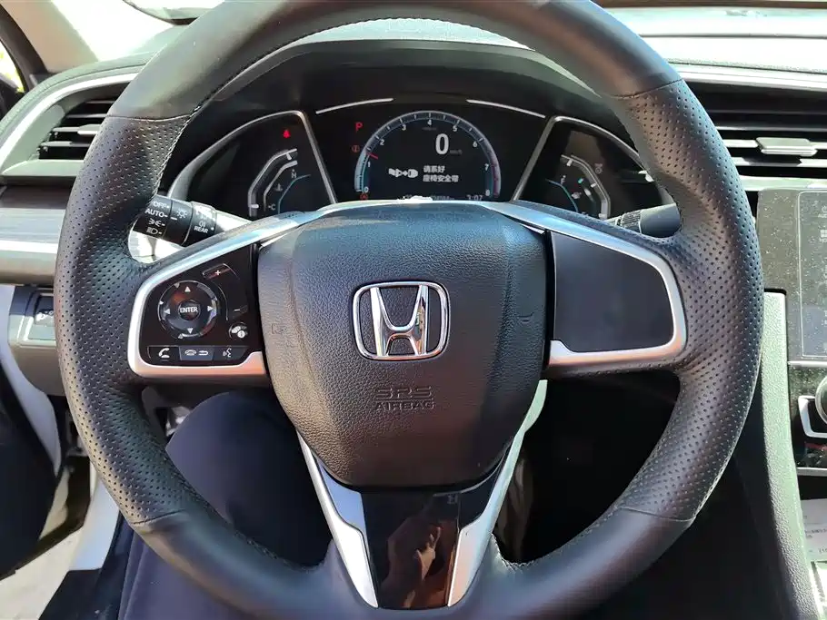 Honda Civic 2021 — фото 13