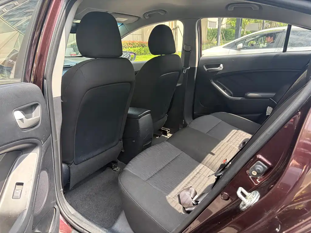 Kia K3 2014