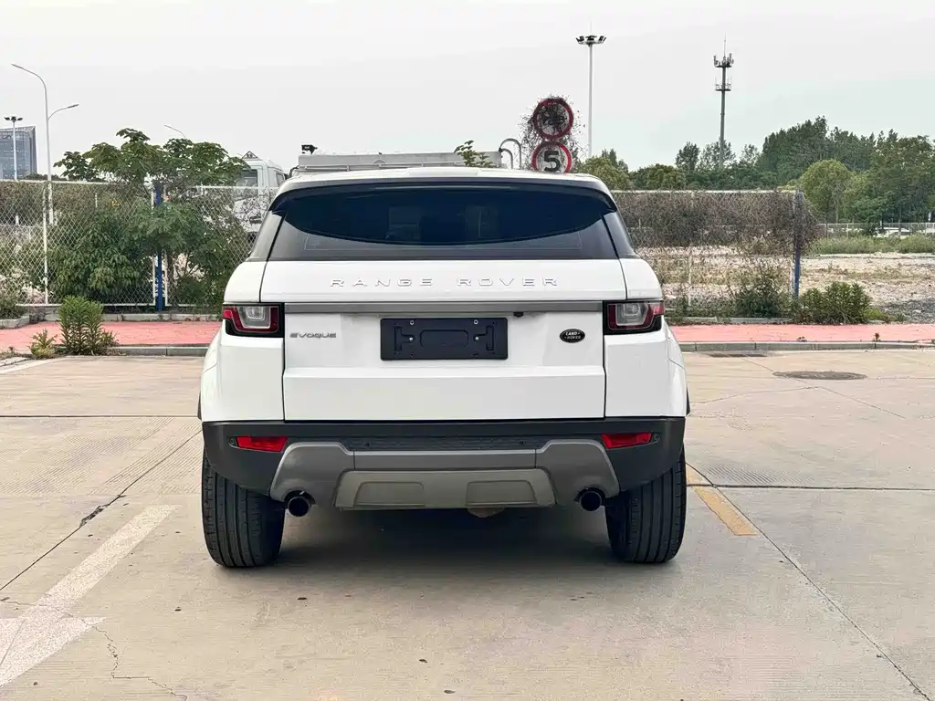 Land Rover Evoque 2017 — фото 7