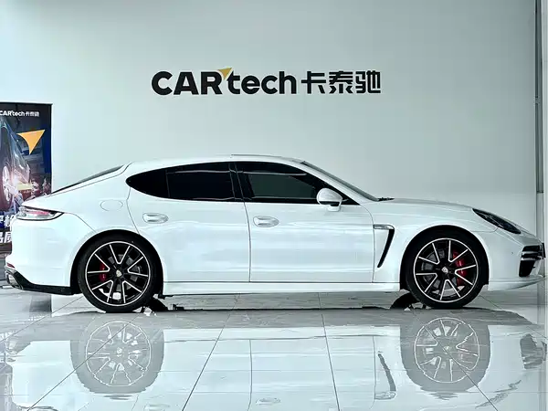 Porsche Panamera 2010