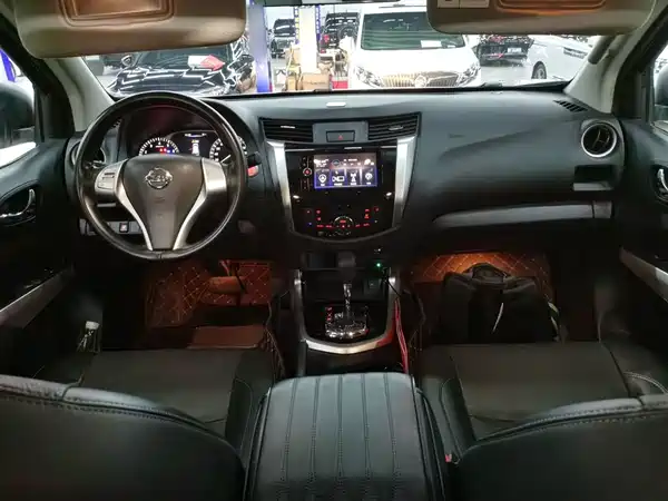 Nissan Terra 2020